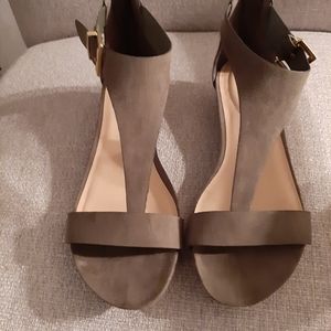 Kenneth Cole open toe dressy sandal